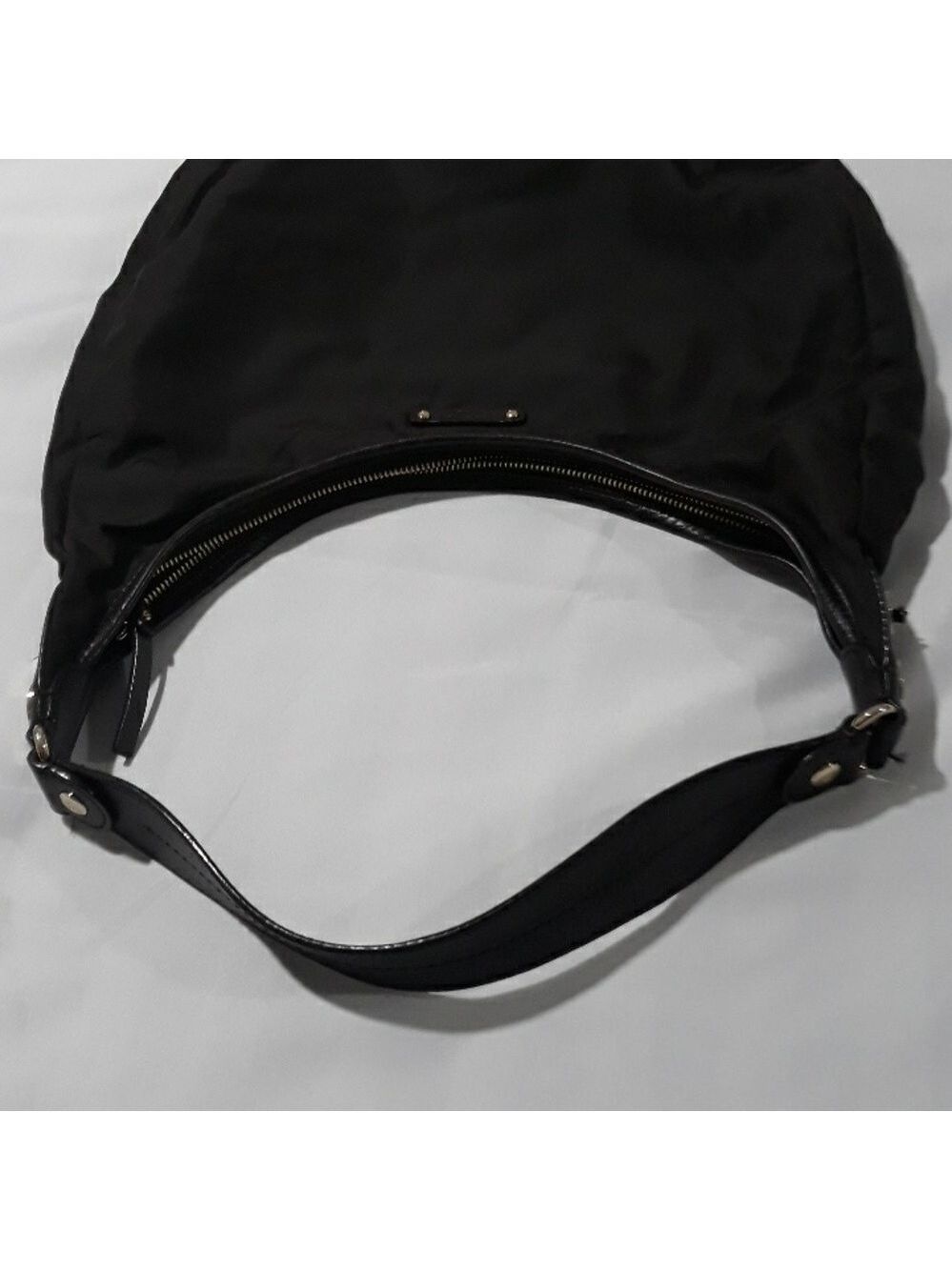 Kate Spade Nylon Hobo Shoulder Bag Brown Wit Leather Trim On The Strap Zippered - Picture 12 of 12
